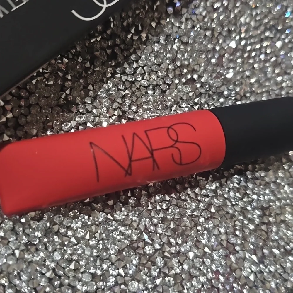 NARS air matte